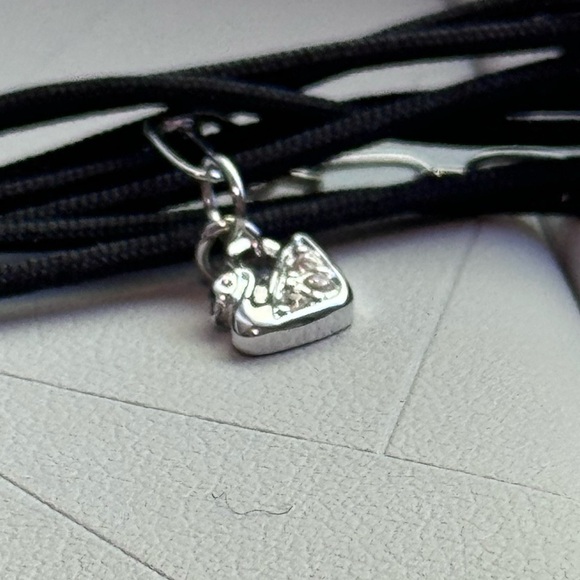 ✨ Edgy Swarovski Black Leather, Crystal Bracelet with Rose Gold Plated Settings - Picture 15 of 16